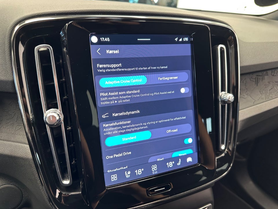 Volvo XC40 P6 ReCharge Plus 5d
