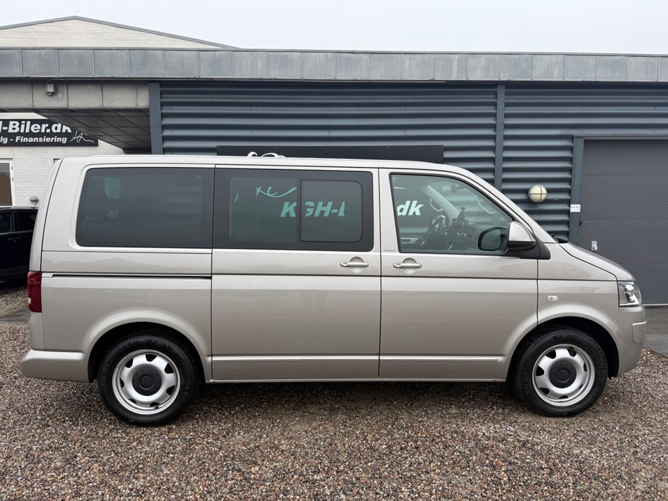 VW Multivan 2,0 TDi 180 Highline DSG 4Motion kort 4d