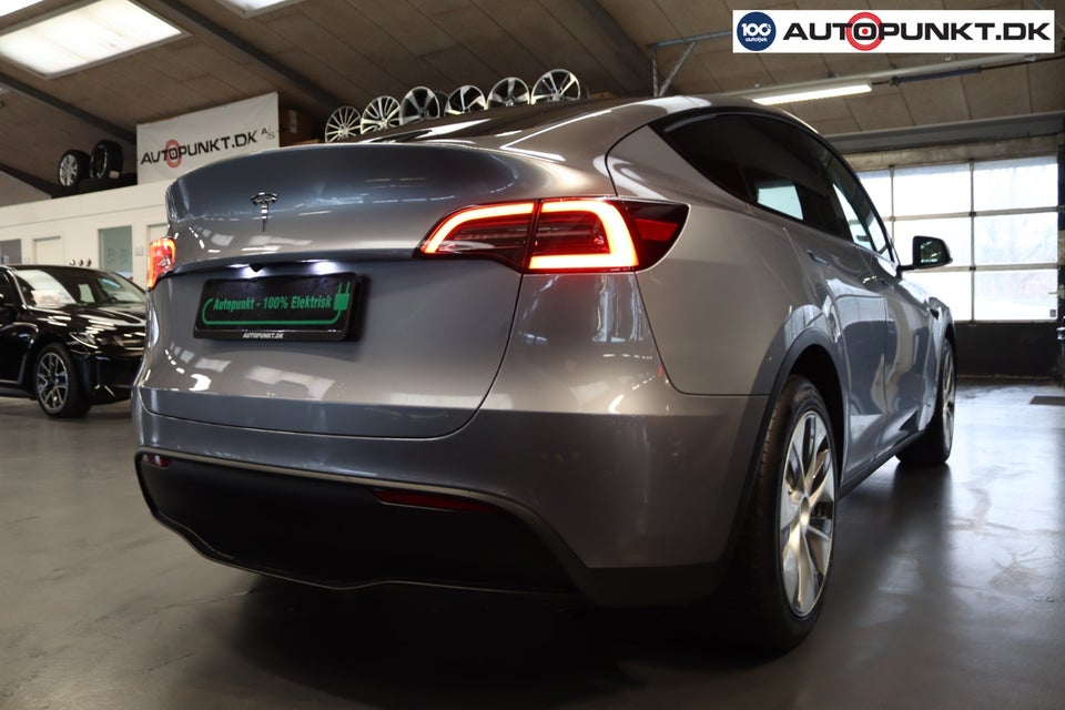 Tesla Model Y Long Range AWD 5d