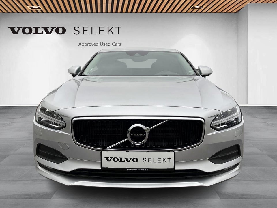 Volvo S90 2,0 D4 190 Momentum aut. 4d