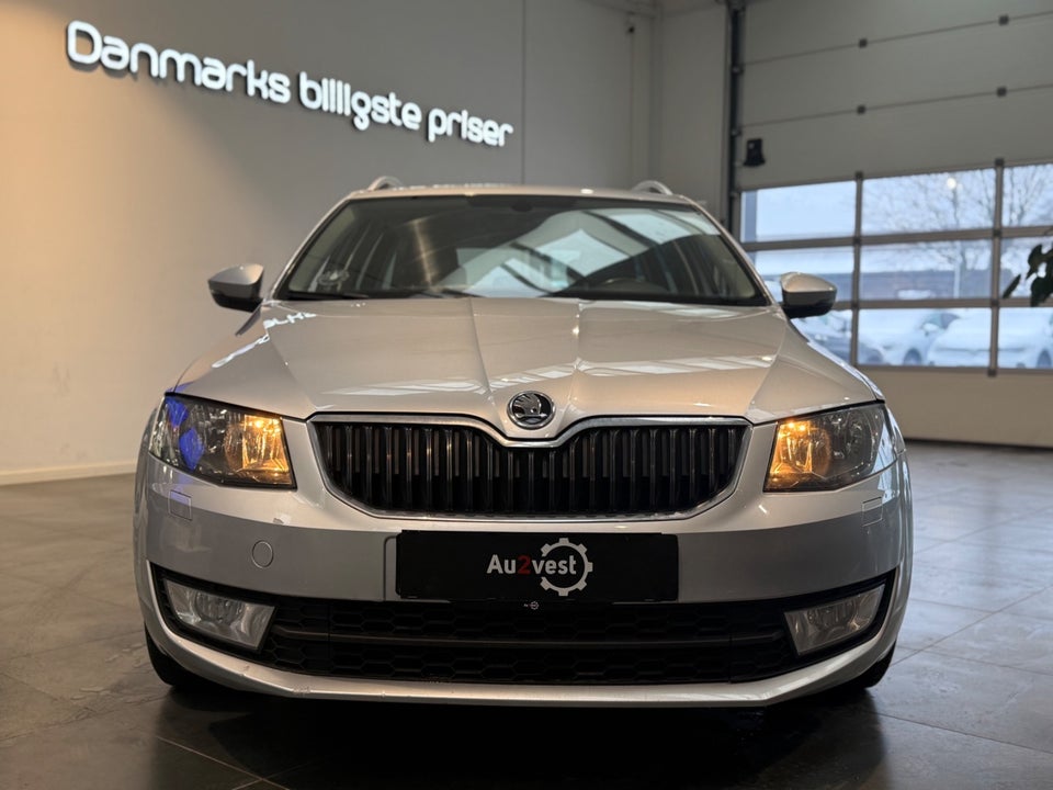 Skoda Octavia 1,6 TDi 110 Active 5d