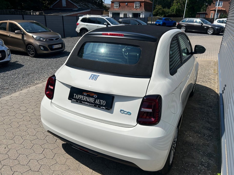 Fiat 500e 42 Icon Cabrio 2d