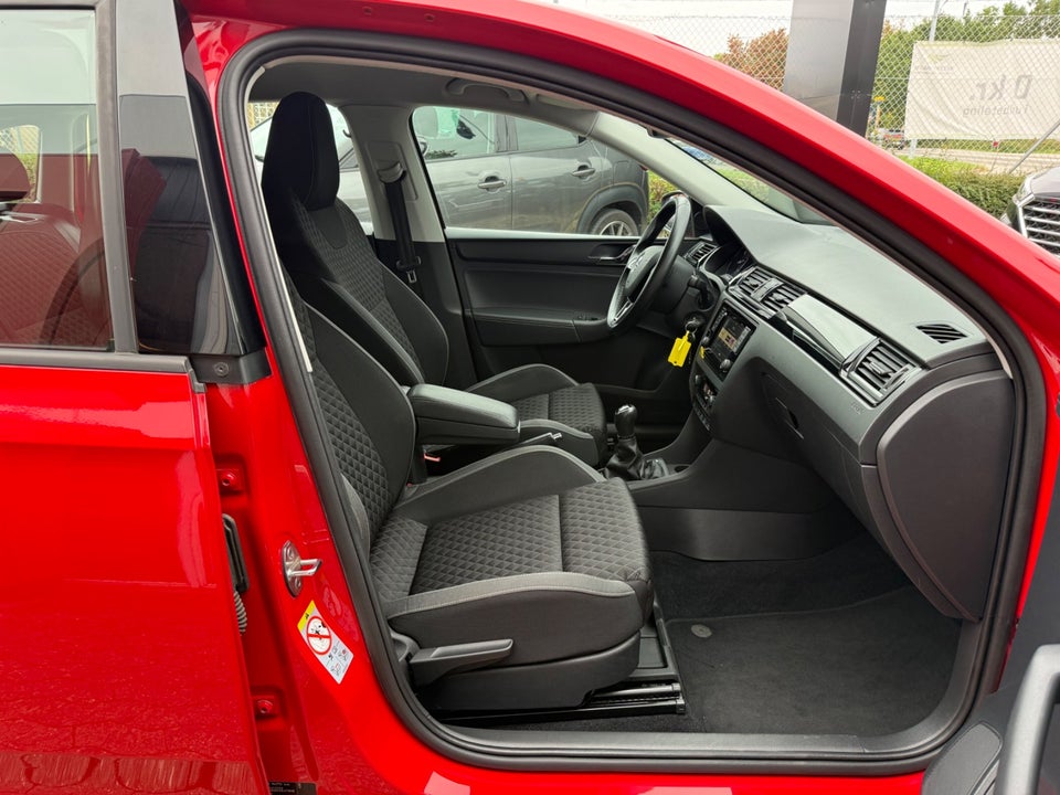 Skoda Rapid 1,0 TSi 95 Active 5d