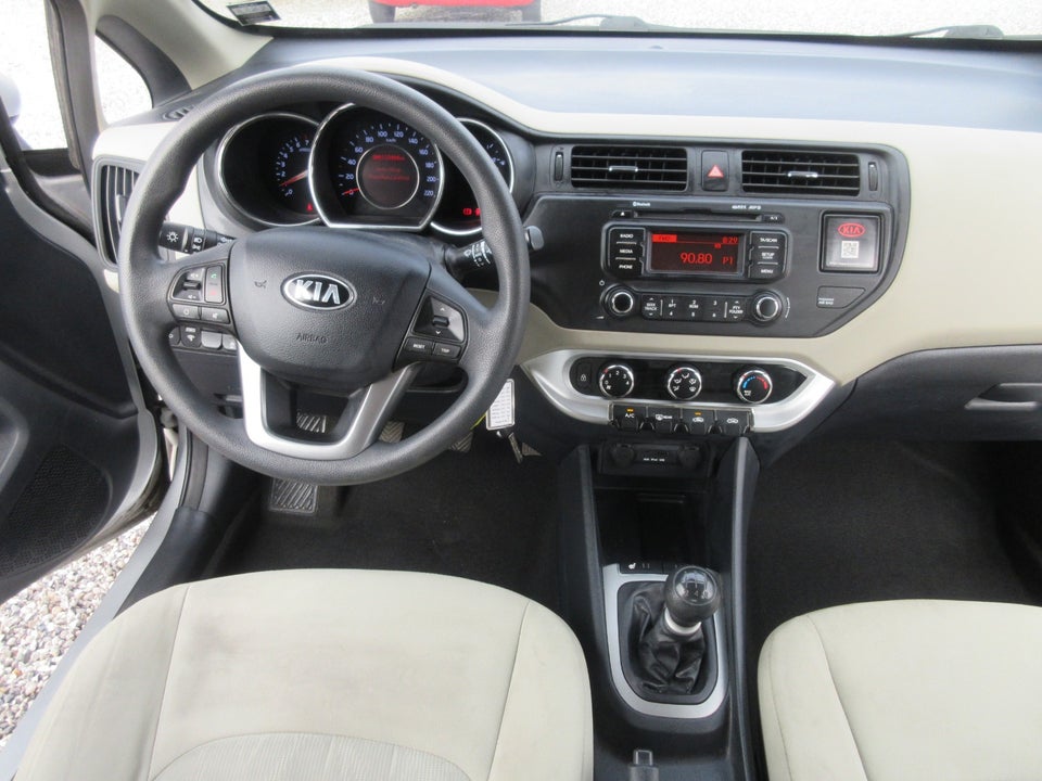 Kia Rio 1,2 CVVT Style+ 5d