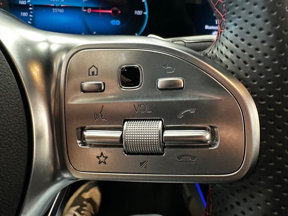 Mercedes EQB350 AMG Line 4Matic 5d