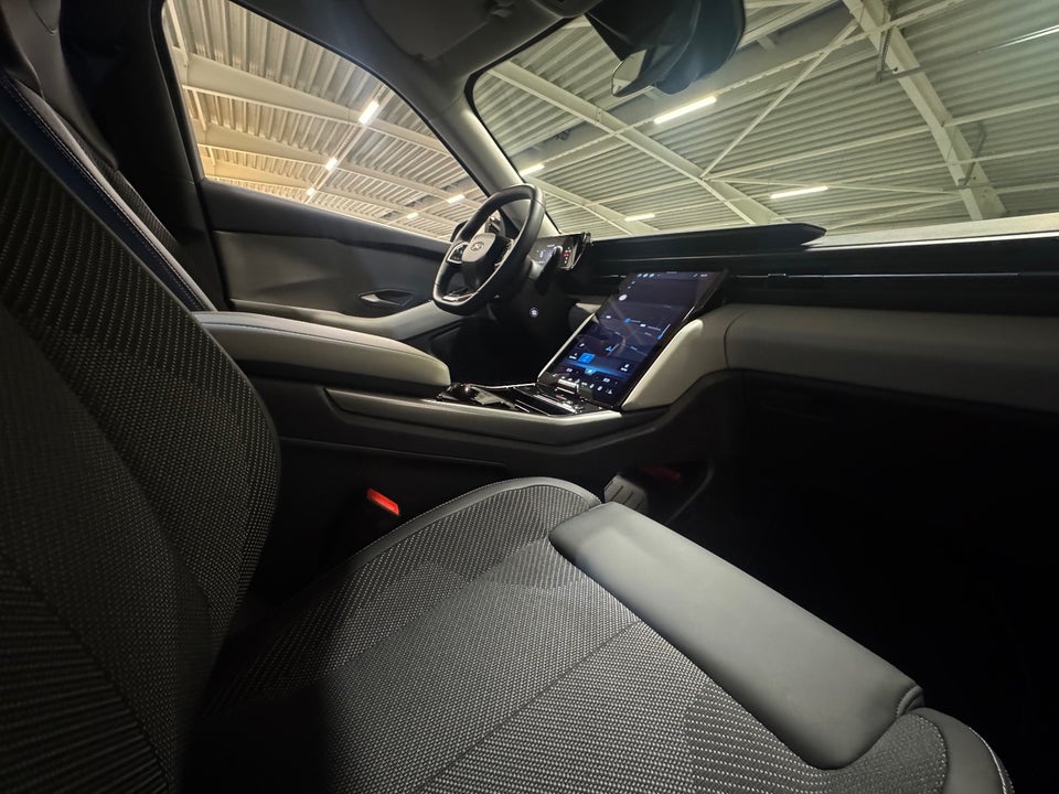 Ford Explorer 82 Select Extended Range 5d