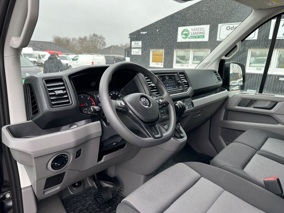 VW Crafter 35 2,0 TDi 177 Kassevogn L3H2 aut.