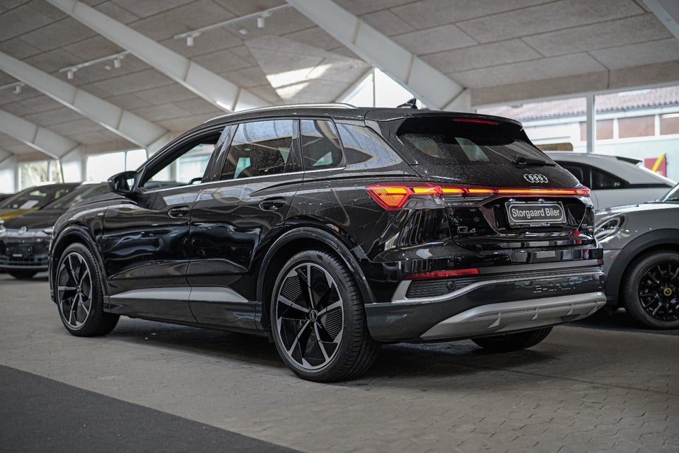 Audi Q4 e-tron 50 S-line quattro 5d