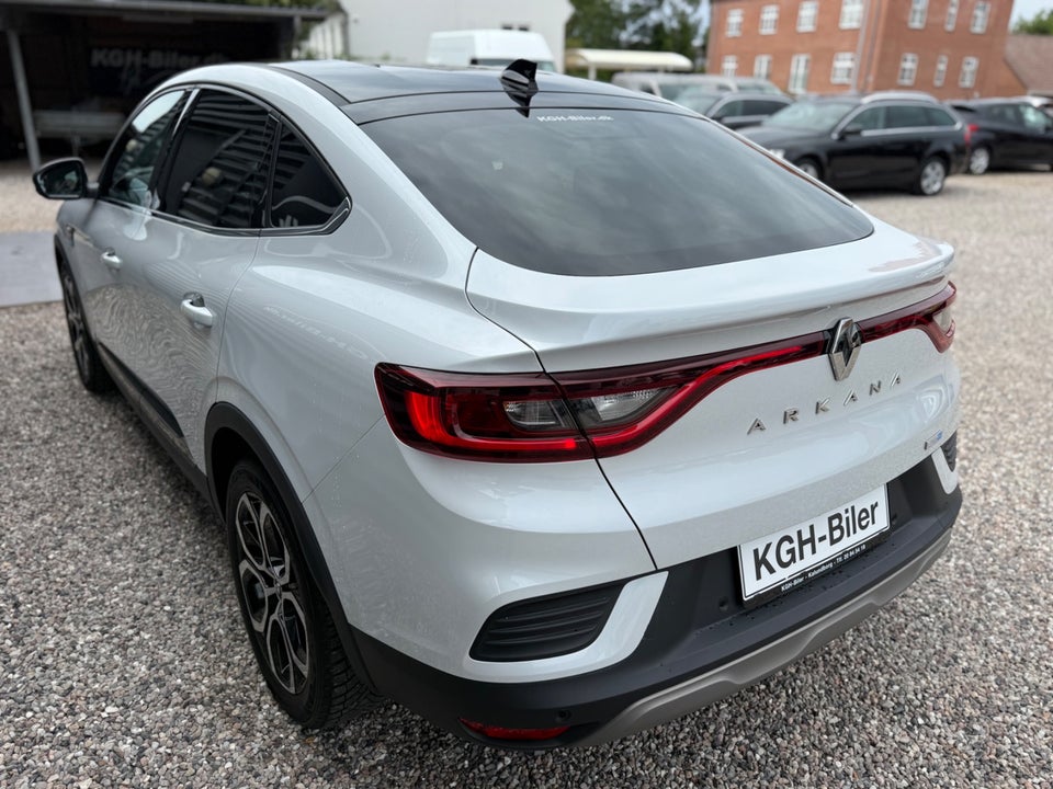 Renault Arkana 1,6 E-Tech Intens 5d