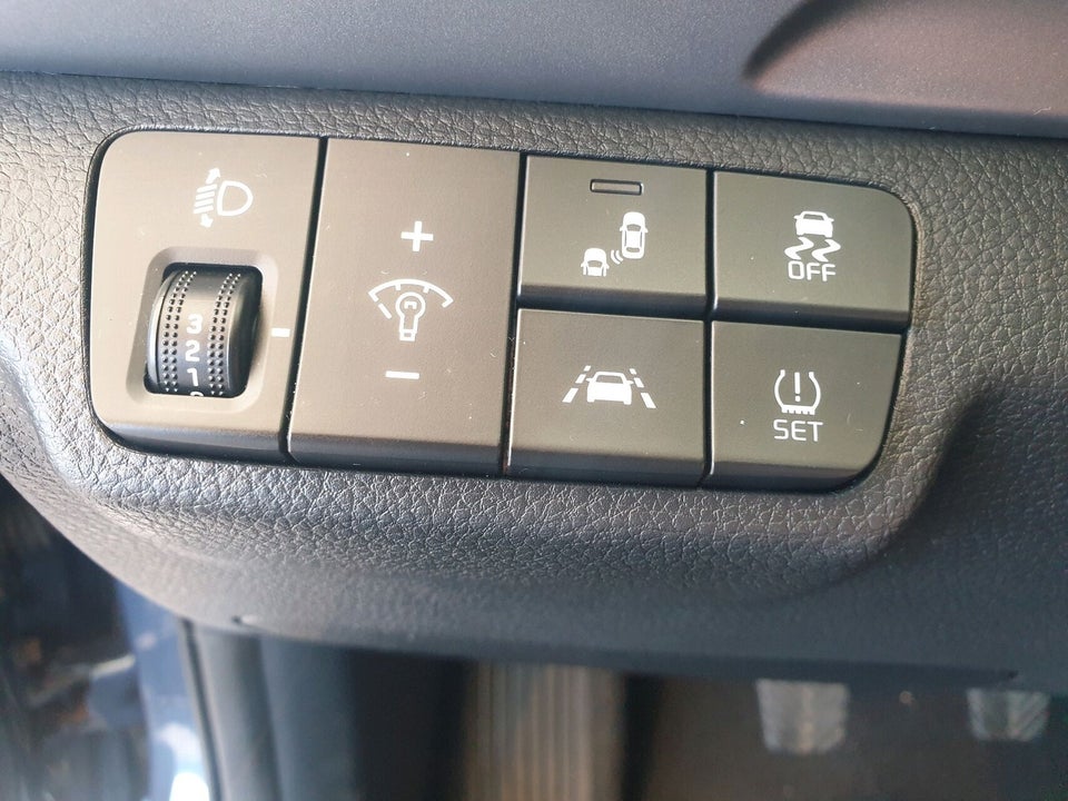 Kia Stonic 1,0 T-GDi Attraction+ 5d