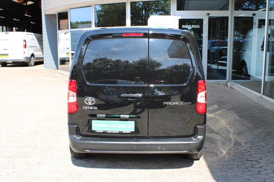 Toyota ProAce City 1,5 D 75 Medium Base 4d