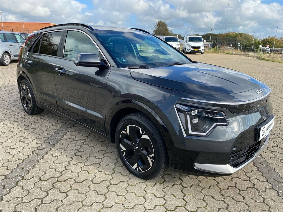 Kia Niro 64 EV Upgrade 5d