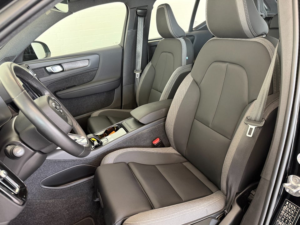 Volvo XC40 P6 ReCharge Core 5d