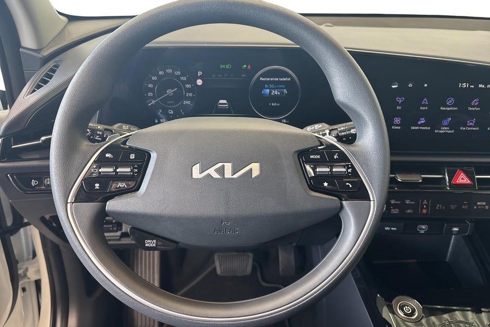 Kia Niro 64 EV Access 5d