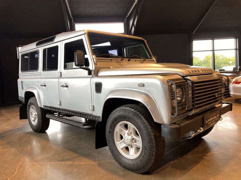 Land Rover Defender 110 2,4 Tdi 5d