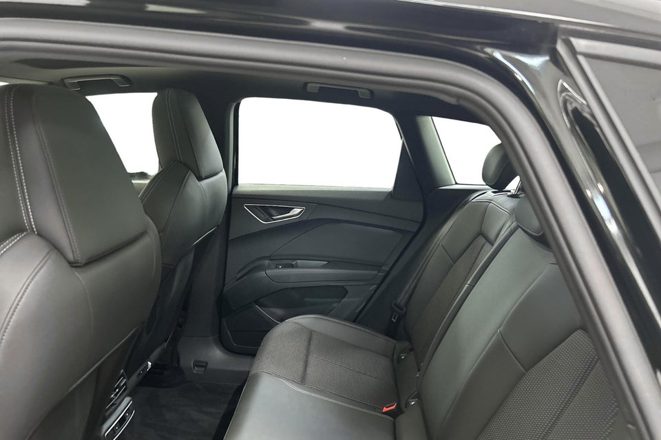 Audi Q4 e-tron 40 Attitude 5d