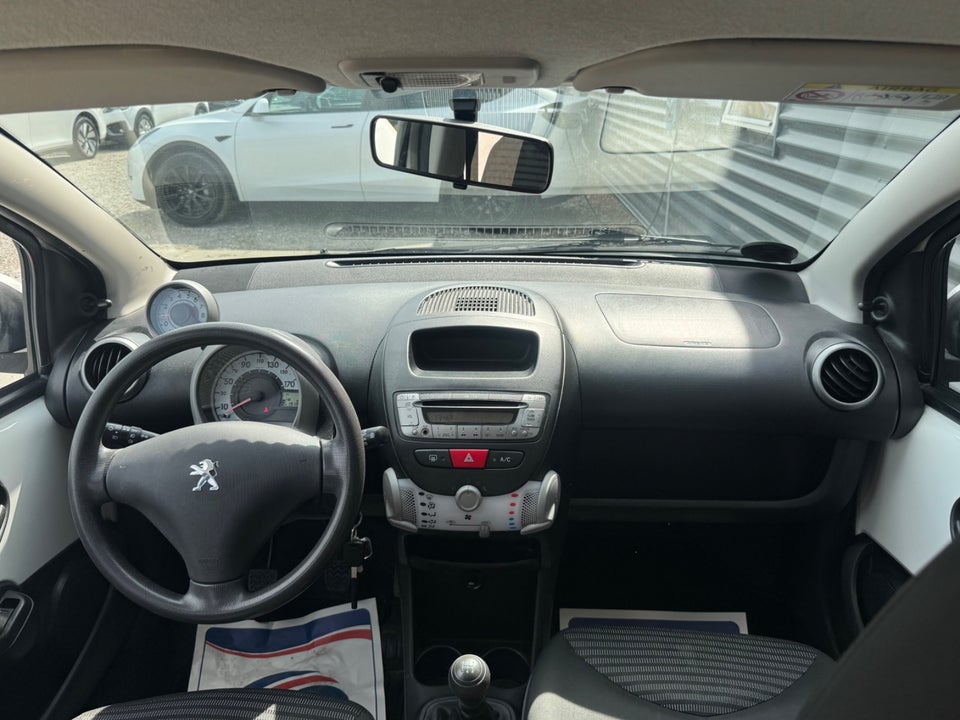 Peugeot 107 1,0 Active 5d