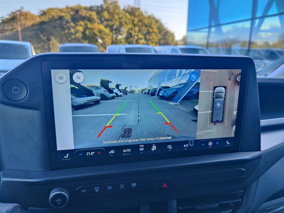 Ford E-Transit Custom 320L 64 Trend