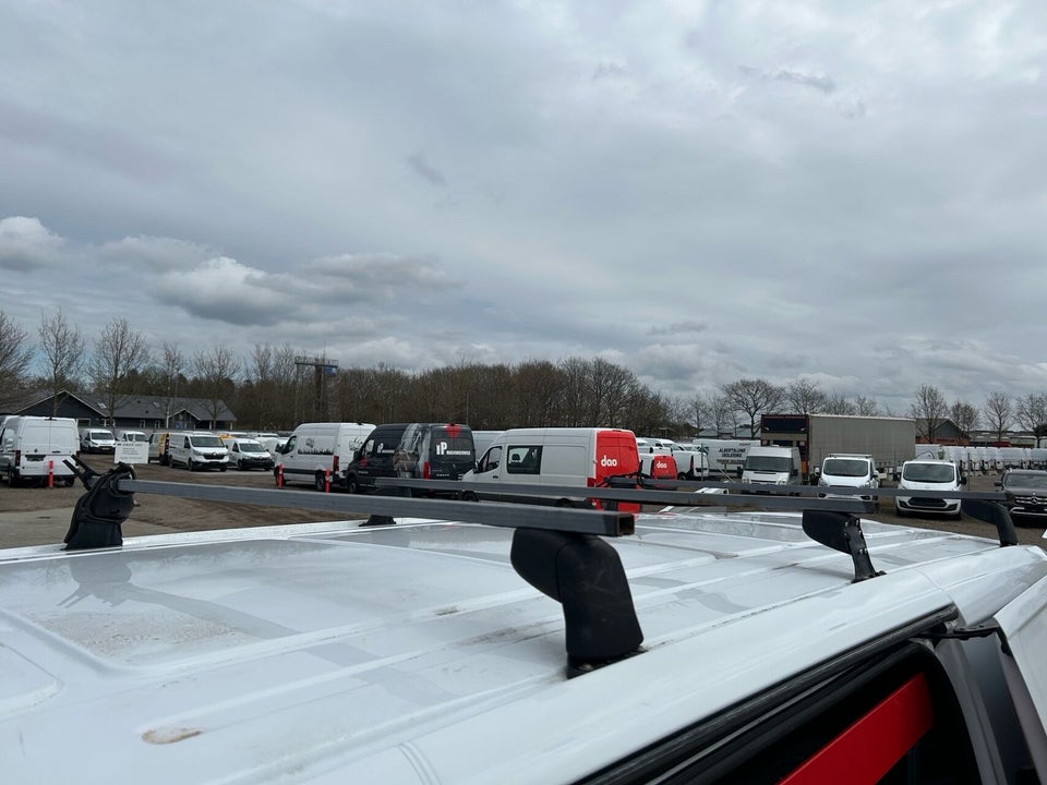 Mercedes Vito 114 2,0 CDi Kassevogn aut. L RWD
