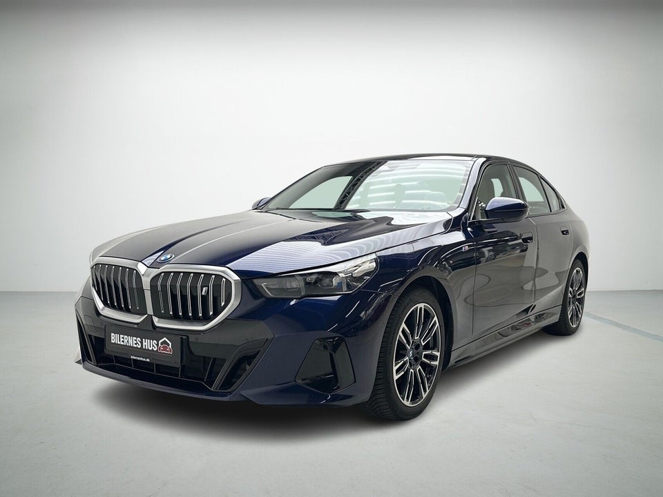 BMW i5 eDrive40 M-Sport 4d