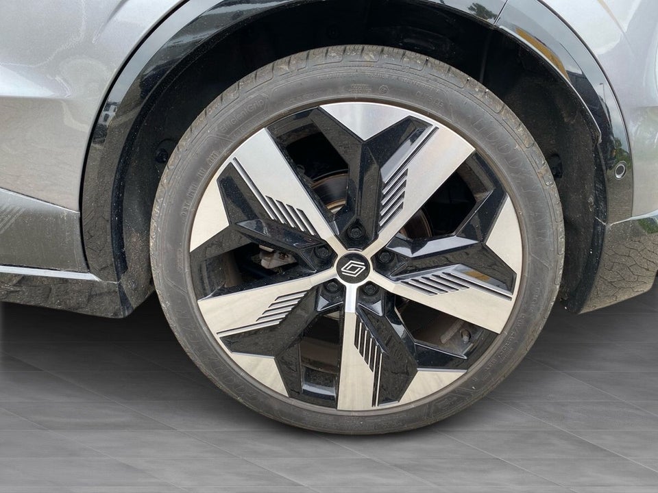 Renault Megane E-Tech 60 Techno+ 5d