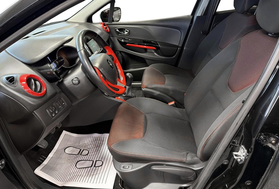 Renault Clio IV 1,5 dCi 90 Expression 5d