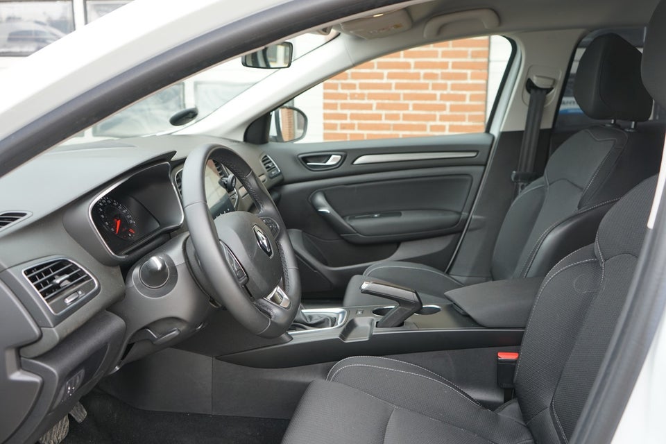 Renault Megane IV 1,5 dCi 115 Zen Sport Tourer EDC Van 5d