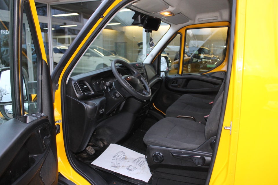 Iveco Daily 2,3 35C13 12m³ Van