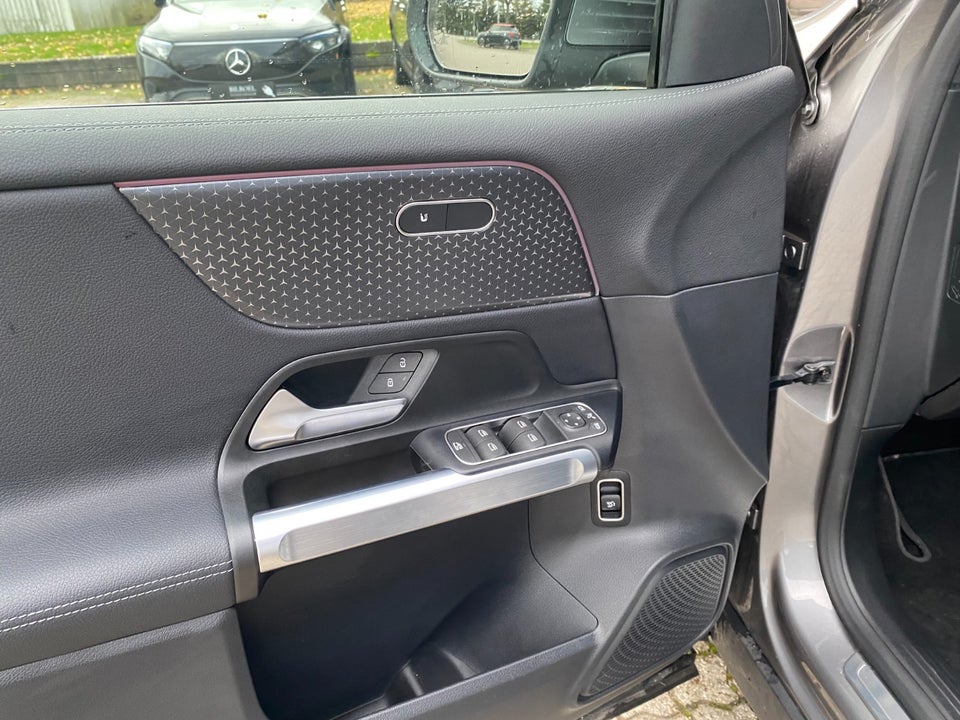 Mercedes EQB250+ Progressive 5d