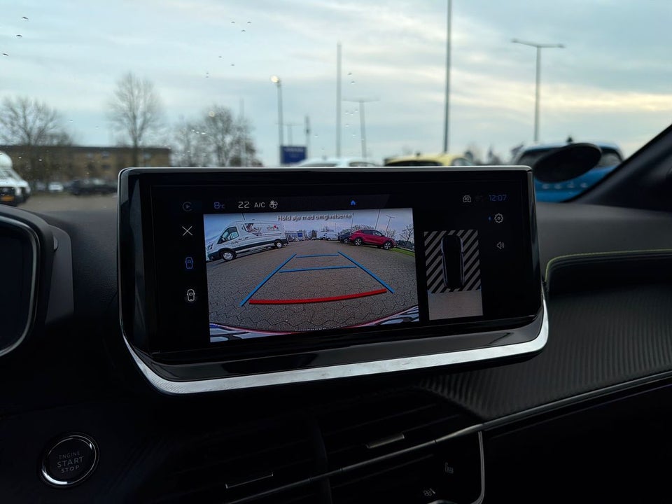 Peugeot e-208 54 GT Pack 5d