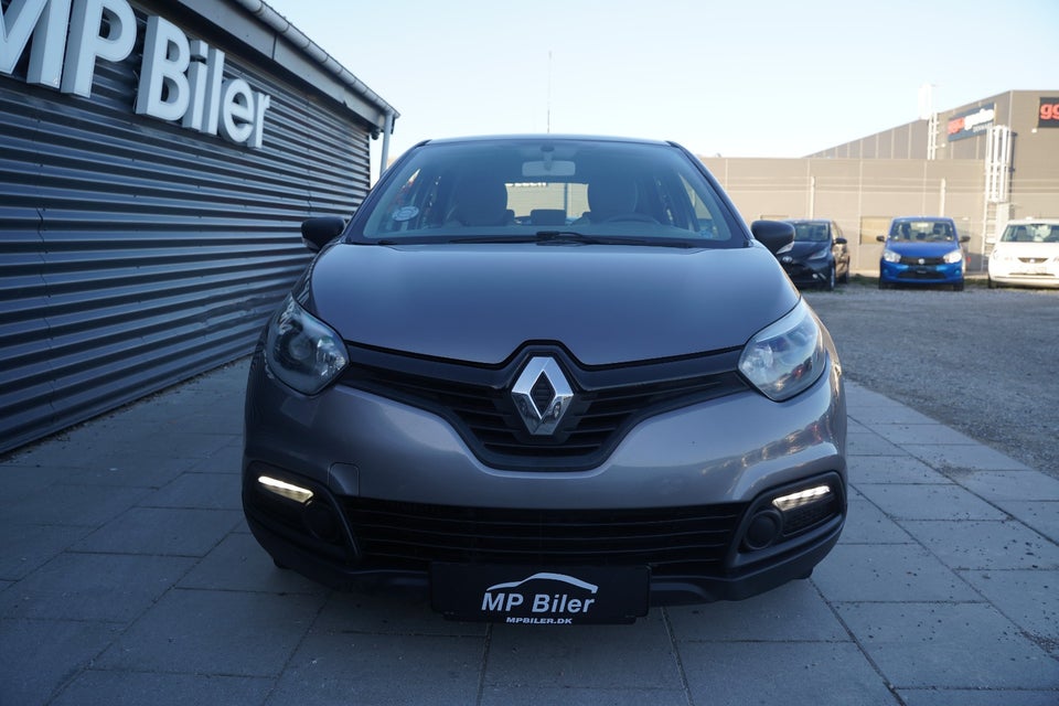 Renault Captur 0,9 TCe 90 Expression 5d
