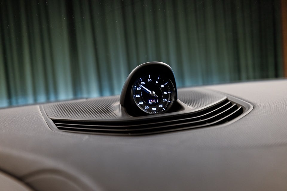 Porsche Taycan 4 Performance+ Cross Turismo 5d