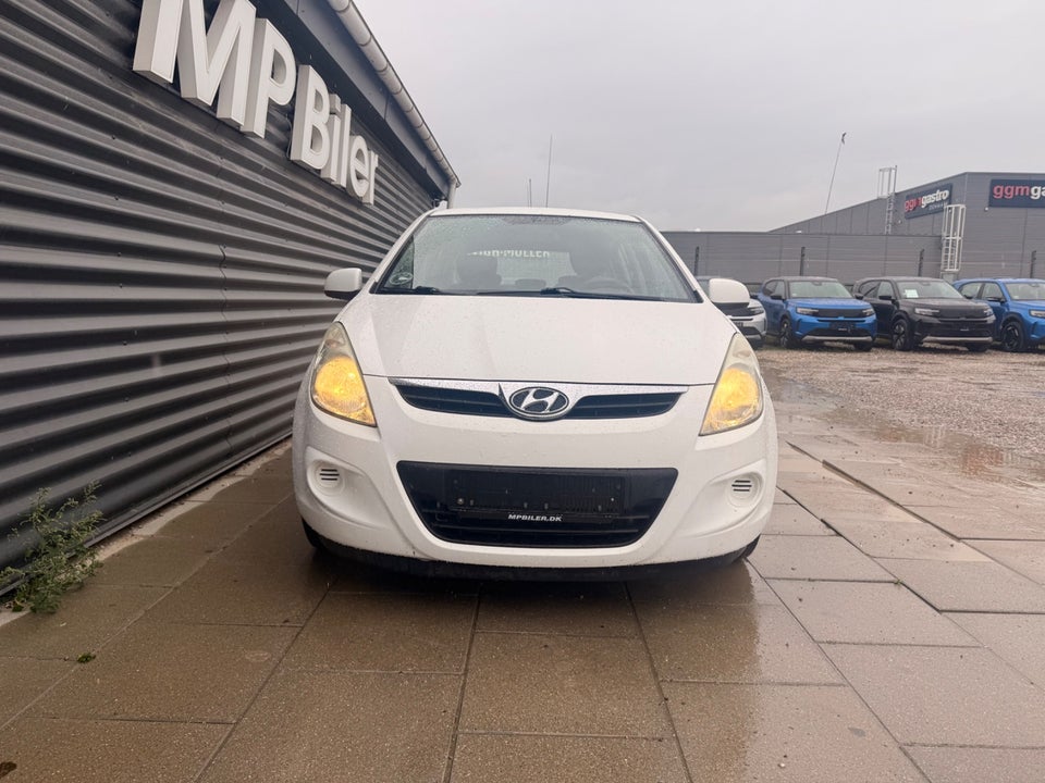 Hyundai i20 1,25 Classic 5d