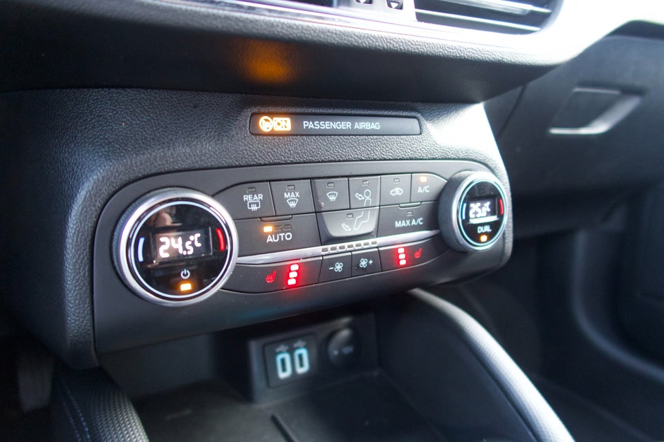 Ford Focus 1,5 EcoBlue ST-Line X stc. Van 5d