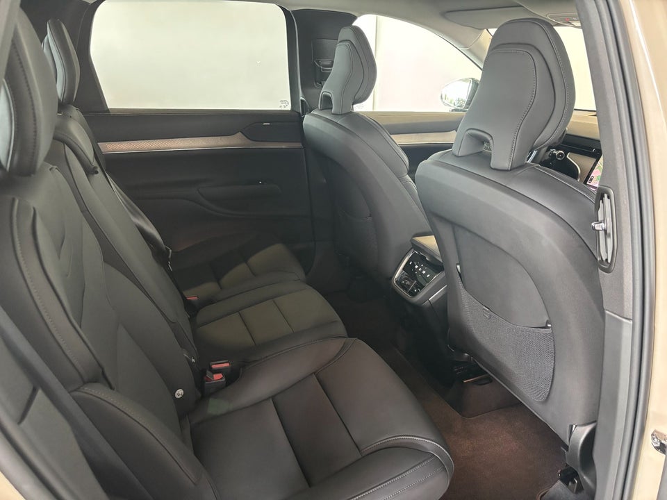 Volvo EX90 Twin Performance Ultra 7prs 5d