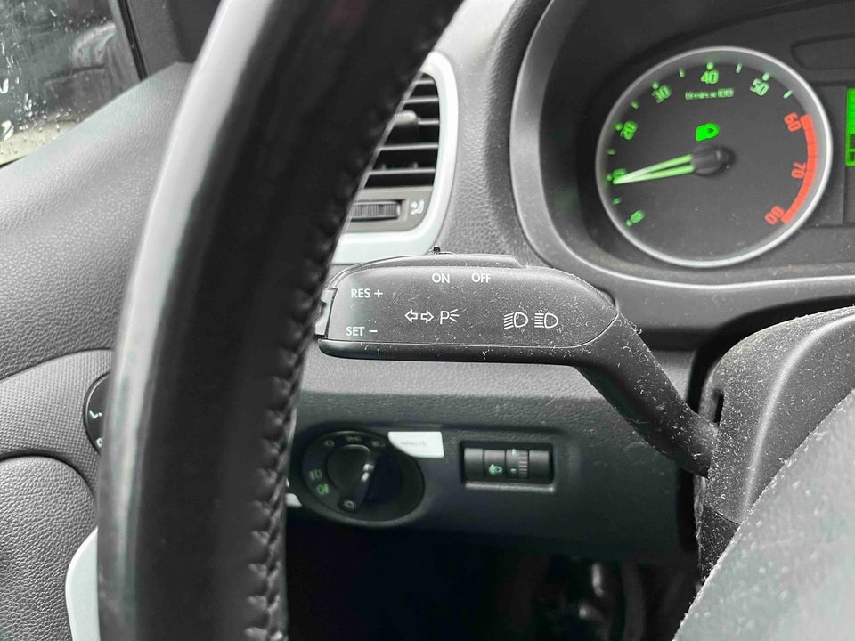 Skoda Fabia 1,6 16V Ambiente 5d