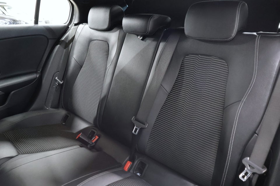 Mercedes A200 1,3 Progressive Line aut. 5d