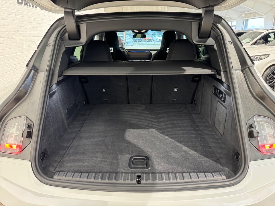 BMW iX xDrive40 Supercharged 5d