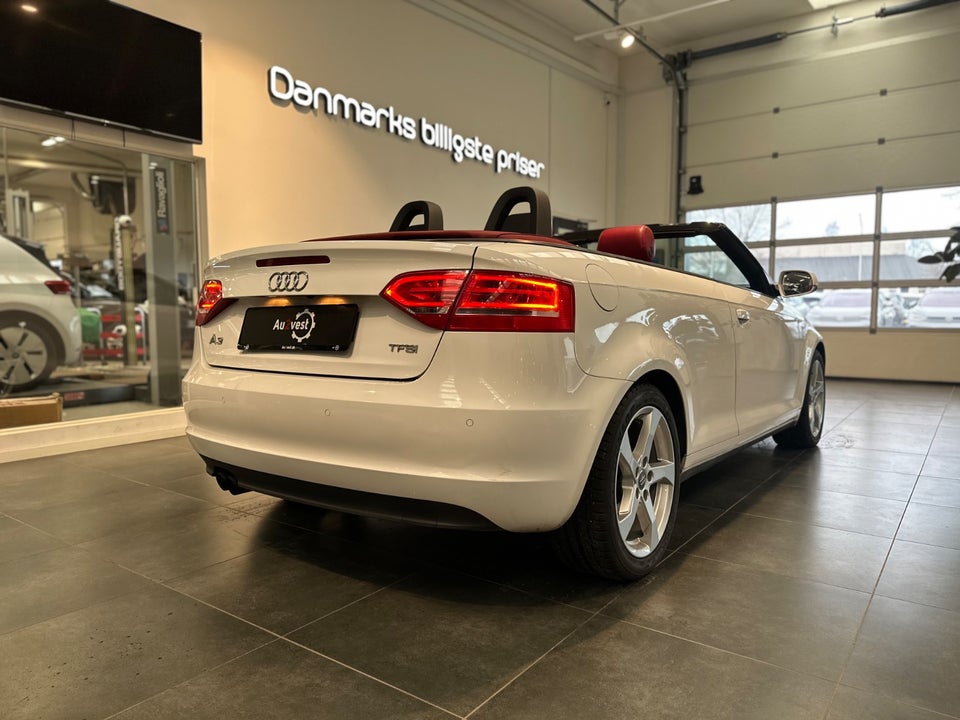 Audi A3 1,8 TFSi Attraction Cabriolet S-tr 2d