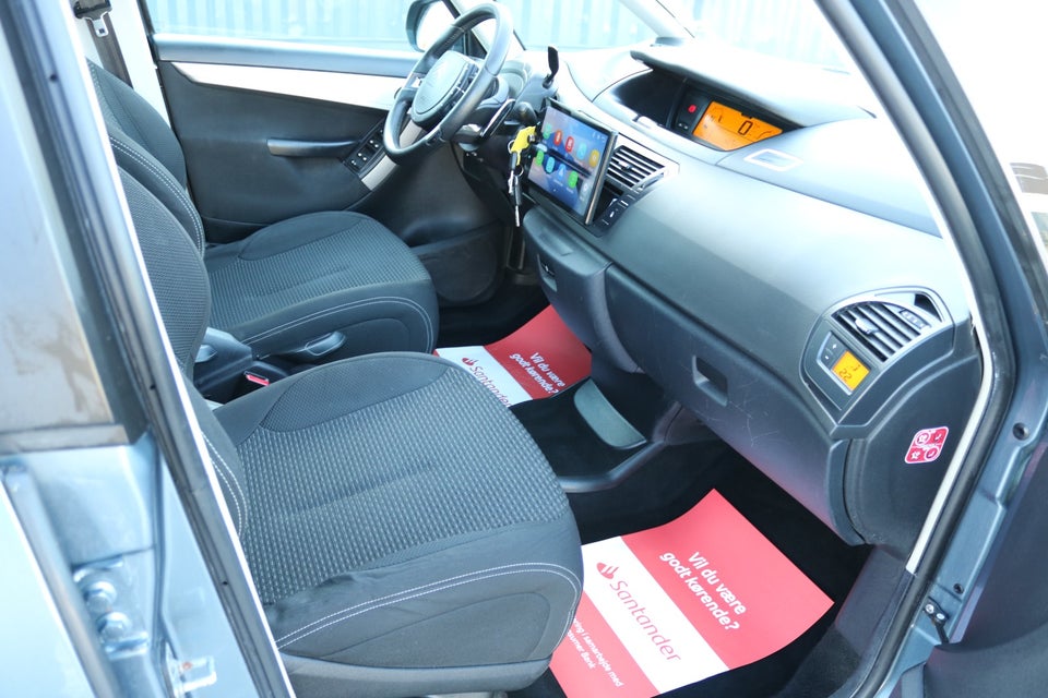 Citroën Grand C4 Picasso 2,0 HDi 138 VTR E6G 7prs 5d