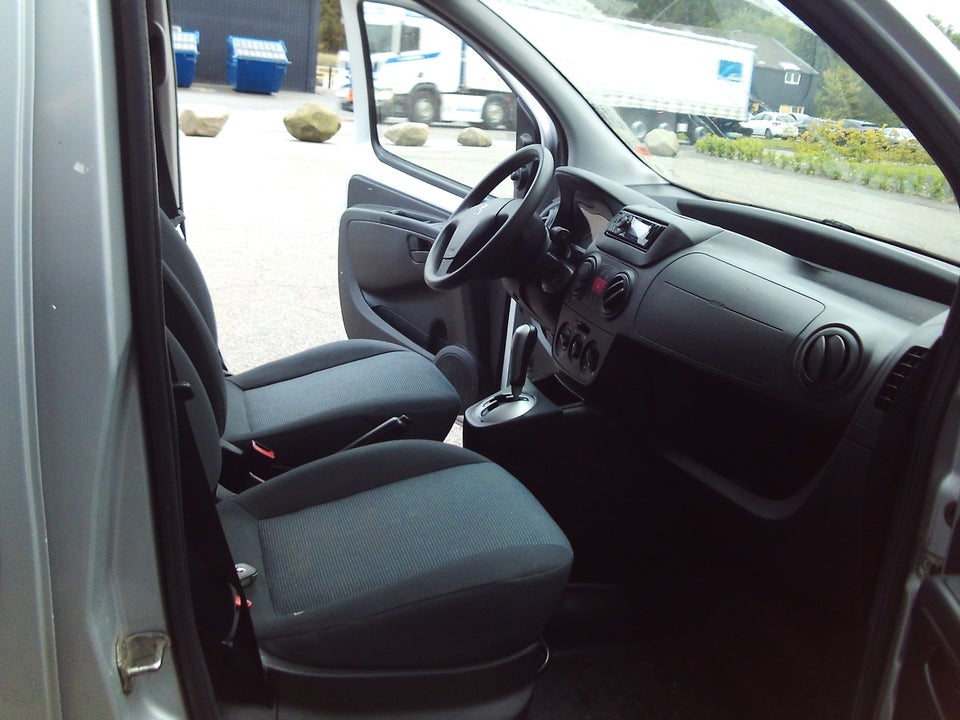 Peugeot Bipper 1,3 HDi 75 Fresh aut. Van 4d