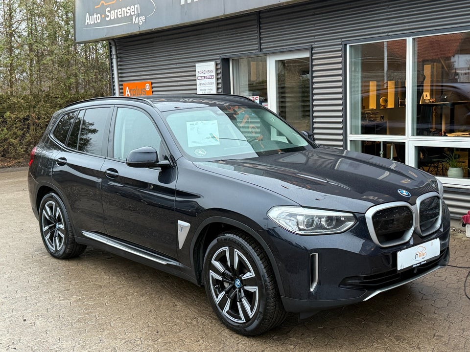 BMW iX3 Charged 5d