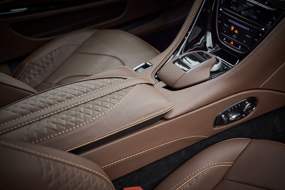 Aston Martin DBS 5,2 Superleggera aut. 2d