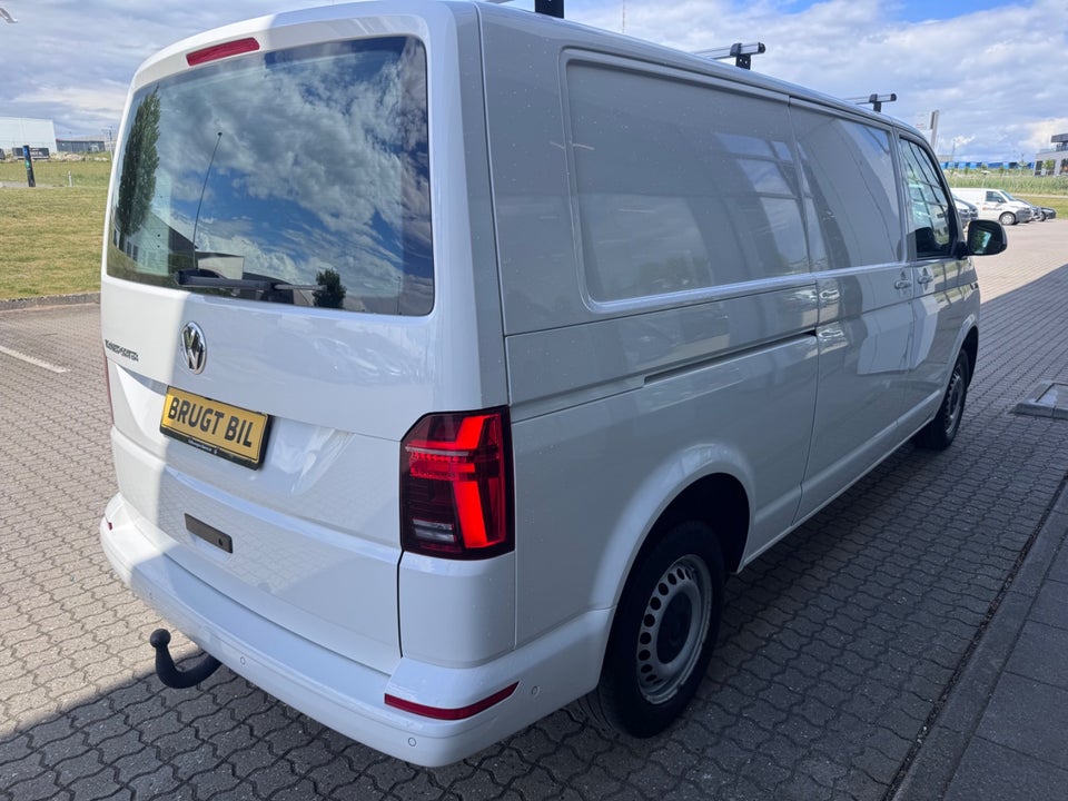 VW Transporter 2,0 TDi 150 Kassevogn lang
