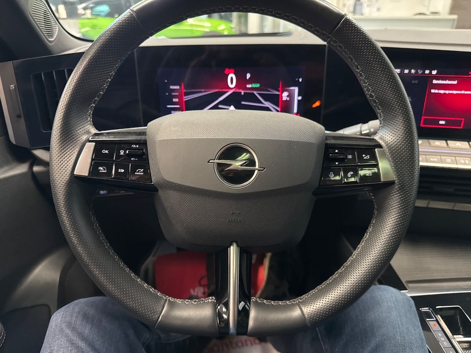 Opel Astra-e 54 GS 5d