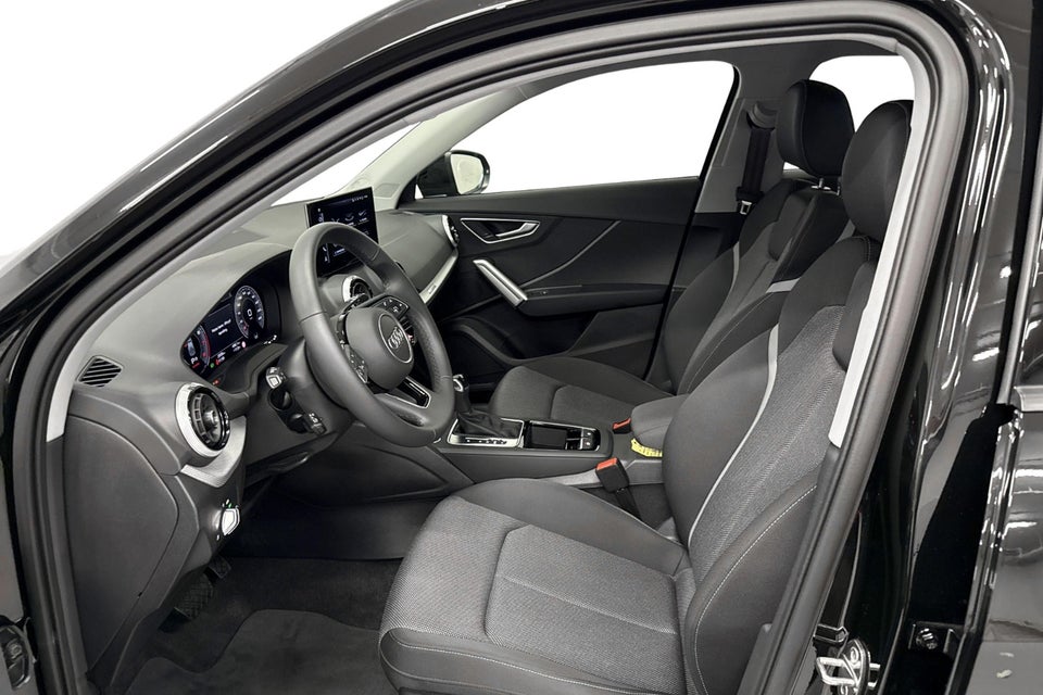 Audi Q2 35 TFSi S-line S-tr. 5d
