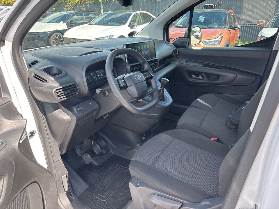 Toyota ProAce City 1,5 D 102 Medium Comfort Master