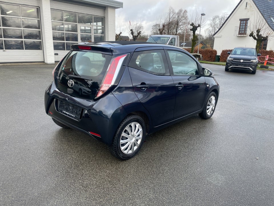 Toyota Aygo 1,0 VVT-i x-sky 5d