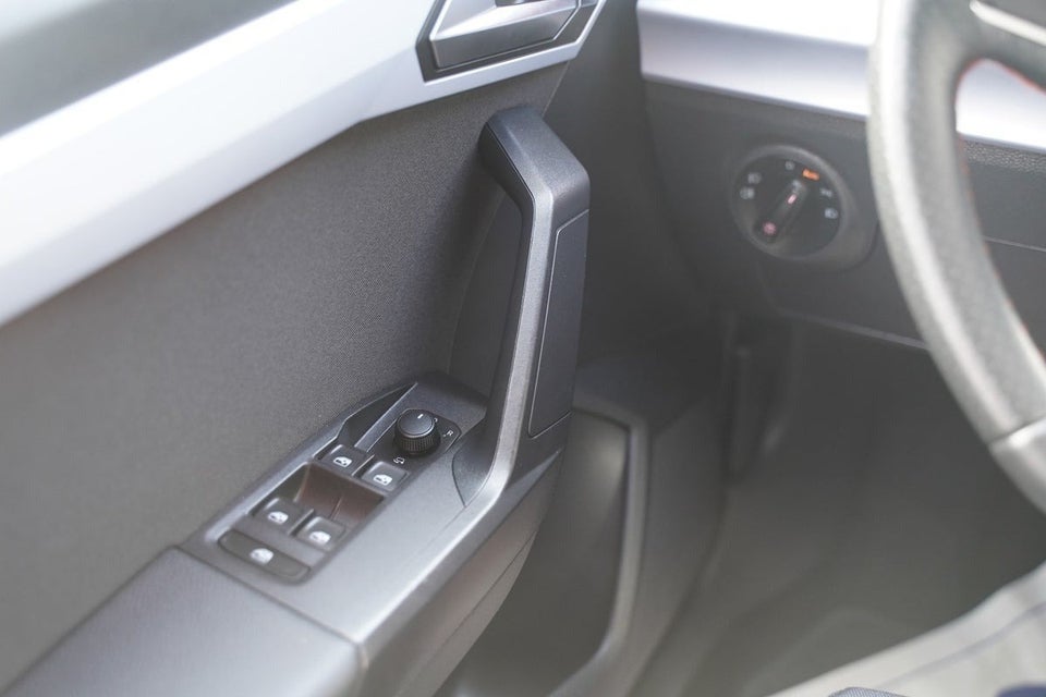 Seat Ibiza 1,0 MPi 80 FR 5d