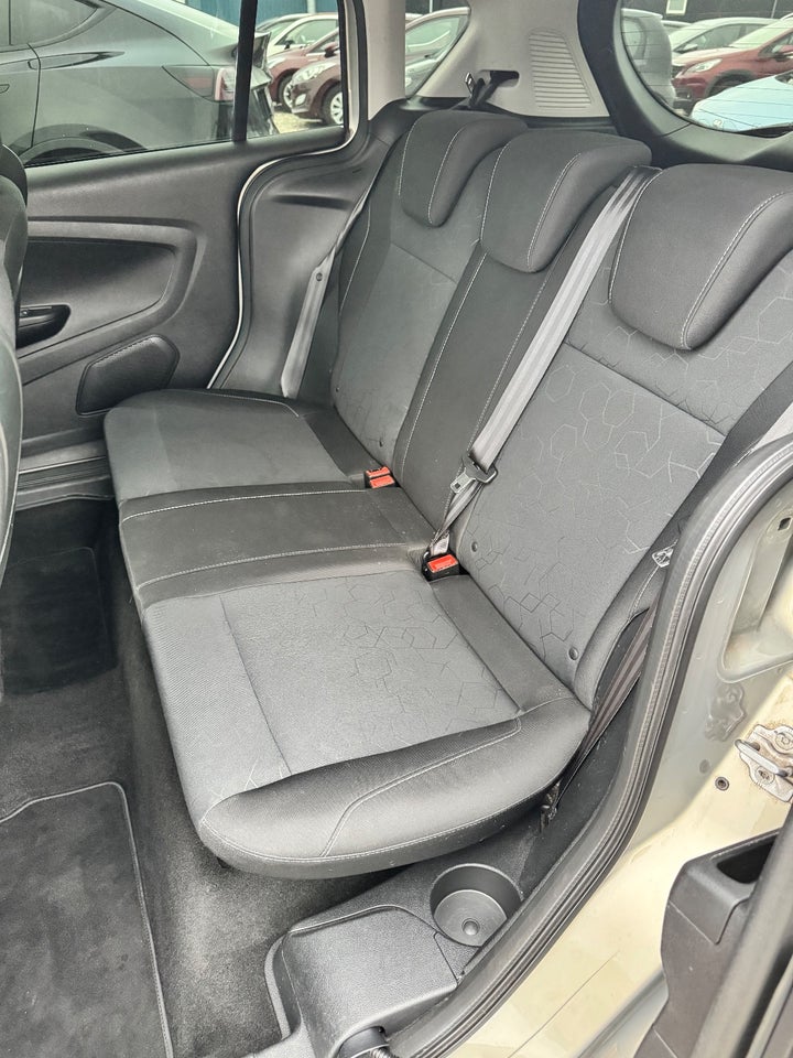 Ford B-MAX 1,0 SCTi 100 Titanium 5d